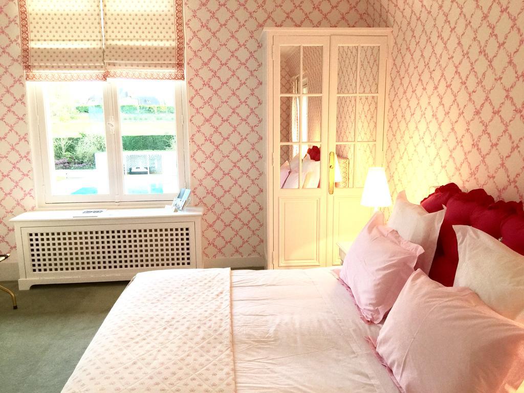 Bed and Breakfast Manoir De Benerville Deauville Exterior foto