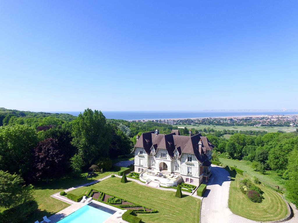 Bed and Breakfast Manoir De Benerville Deauville Exterior foto
