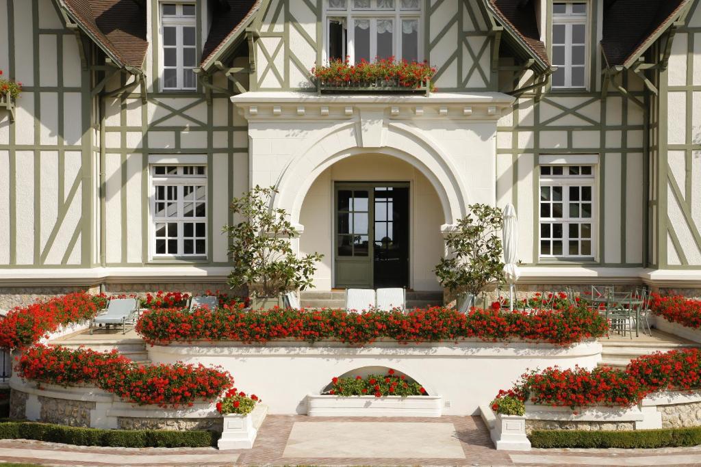Bed and Breakfast Manoir De Benerville Deauville Exterior foto